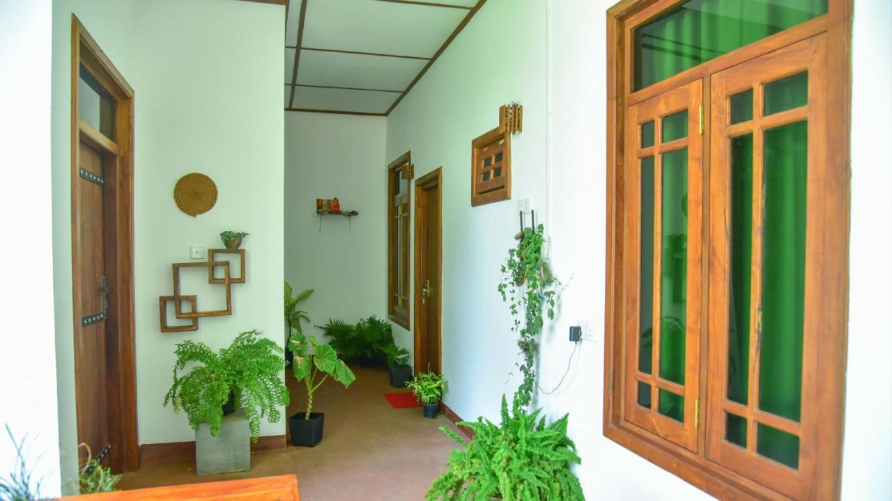 Menara Green Inn Dambulla Esterno foto