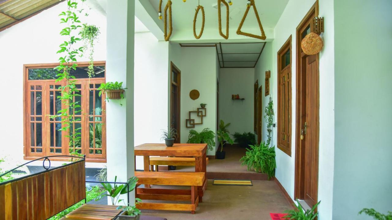 Menara Green Inn Dambulla Esterno foto