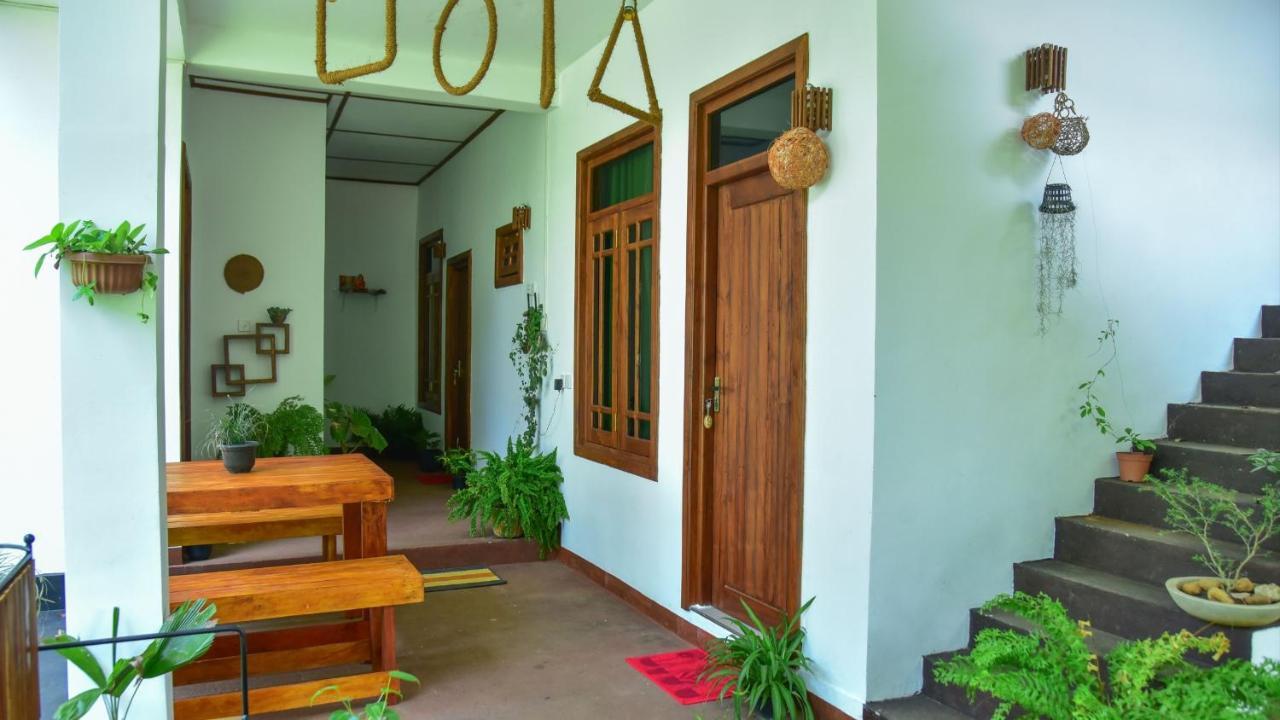 Menara Green Inn Dambulla Esterno foto