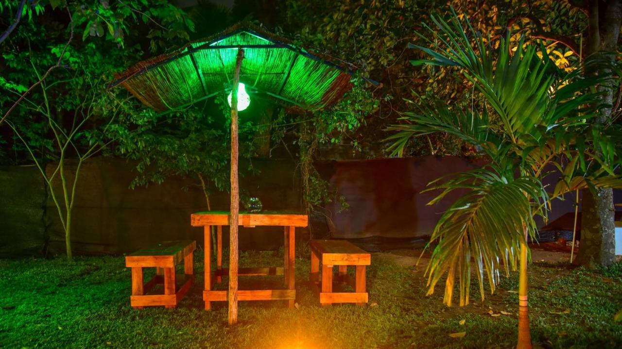 Menara Green Inn Dambulla Esterno foto
