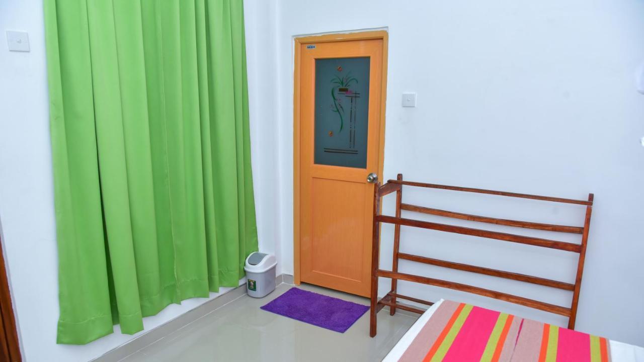 Menara Green Inn Dambulla Esterno foto